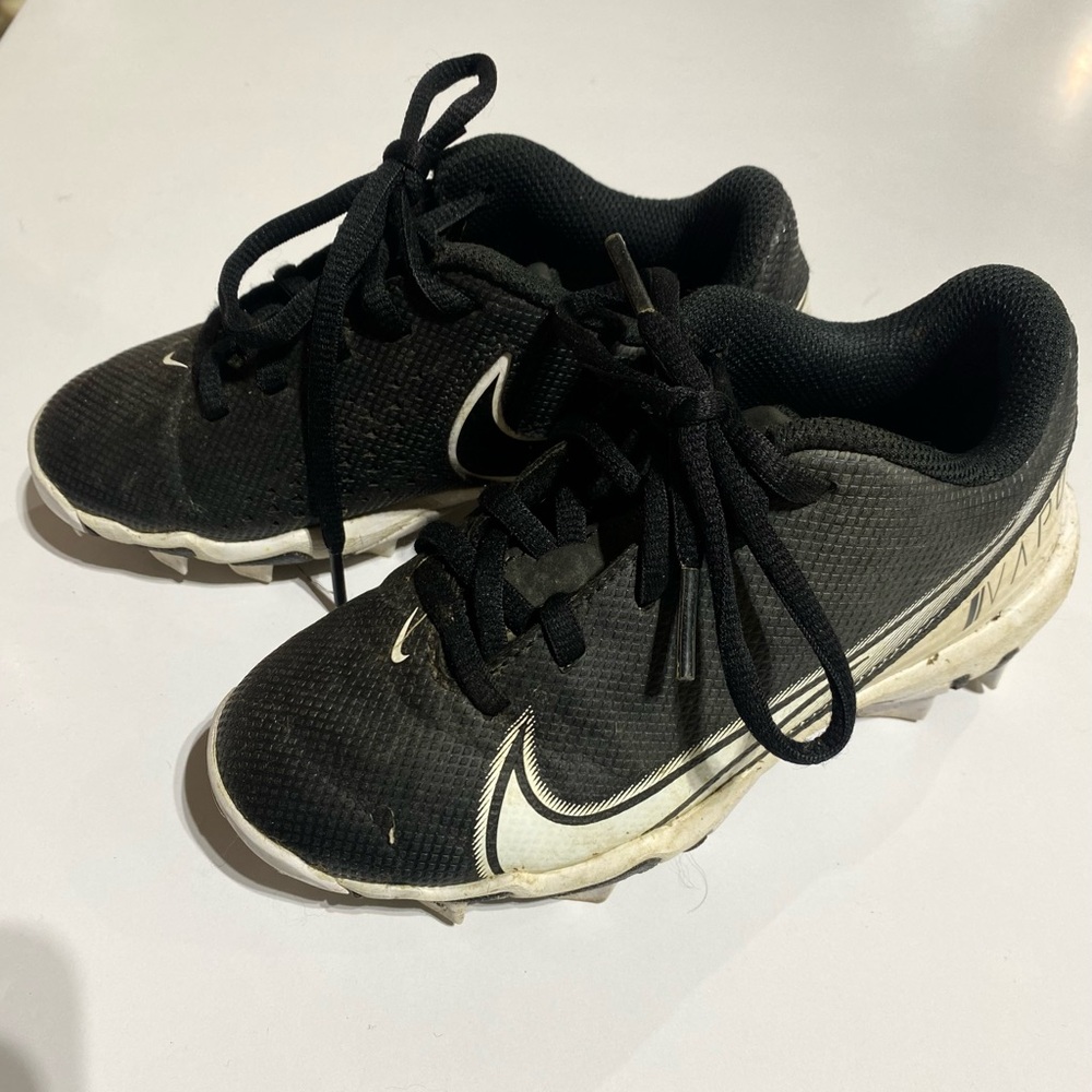 Nike Black Baseball Cleats